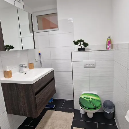 Grosszuegige Peter In 4 Personen Apartment Barenstein